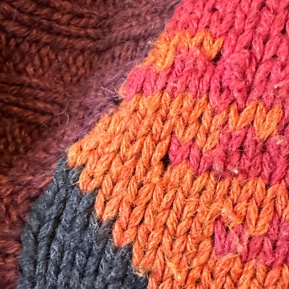 Eddie Bauer Hand Knit Wool Red and Brown Patterned Cardigan - Picture 8 of 12